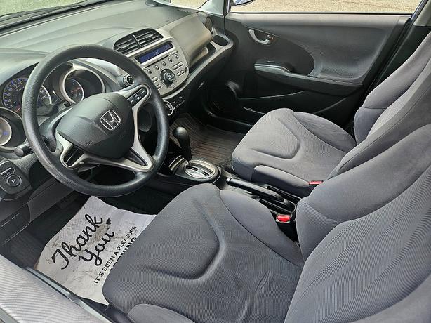 2009 Honda  Fit LX image 8