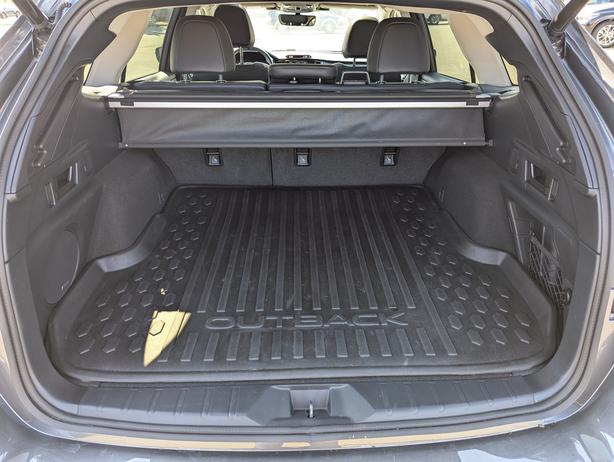2023 Subaru Outback Limited - No Accidents, Sunroof, AWD, NAV image 8