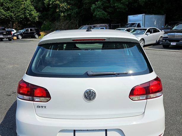 2012 Volkswagen  GTI PZEV image 6