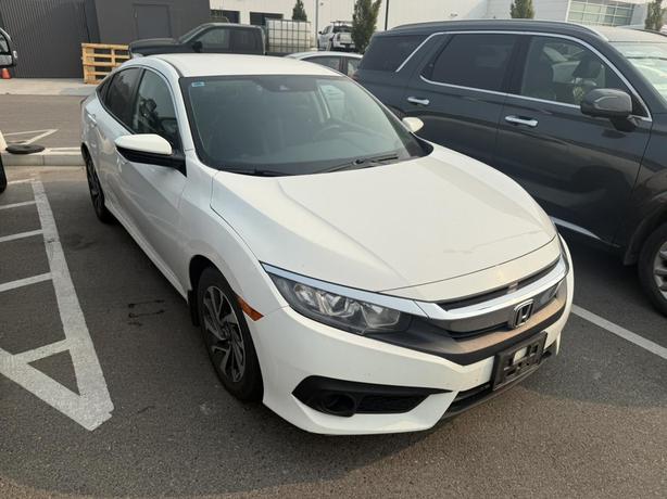 2018 Honda Civic Sedan SE image 1
