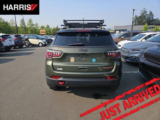 2020 Jeep Compass Trailhawk 4x4 | No Reported Accidents | One Owner! image 5