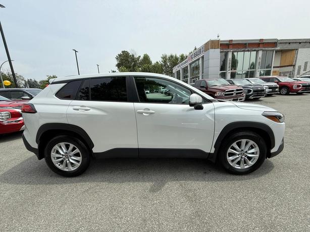 2024 Toyota Corolla Cross LE - No Accidents, One Owner, Heated Seats image 4