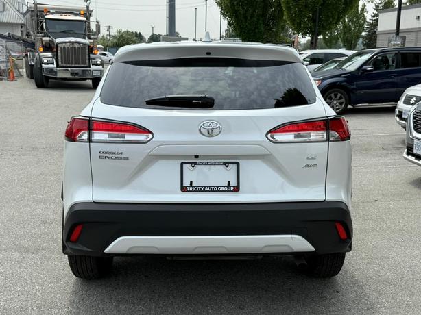 2024 Toyota Corolla Cross LE - No Accidents, One Owner, Heated Seats image 6