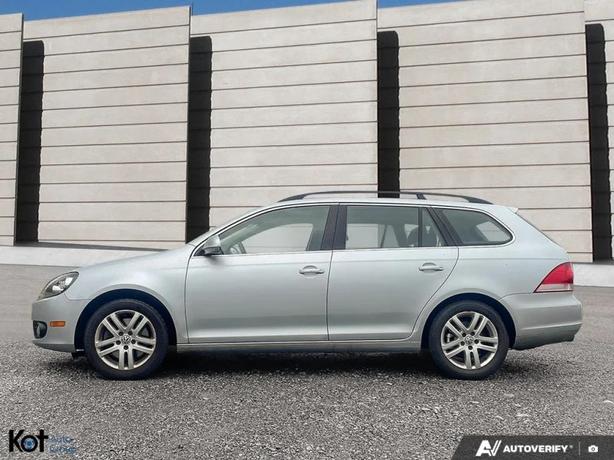 2011 VOLKSWAGEN GOLF WAGON image 3