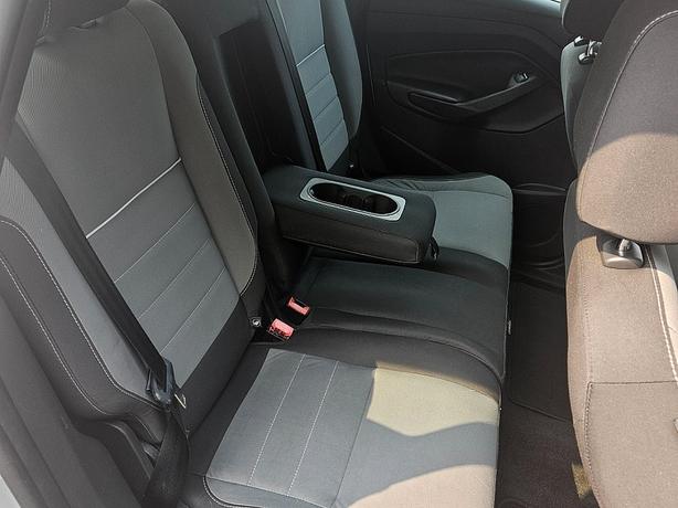 2013 Ford  C-Max Hybrid SE image 6