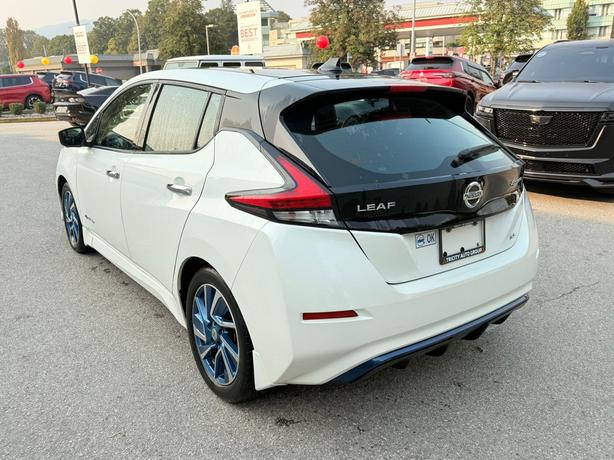 2019 Nissan LEAF image 7