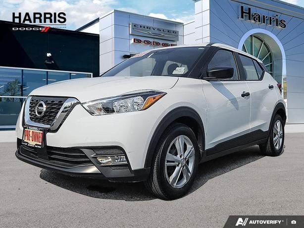 2020 Nissan Kicks S FWD Sport Utility | Back-Up Camera | One Owner! image 1
