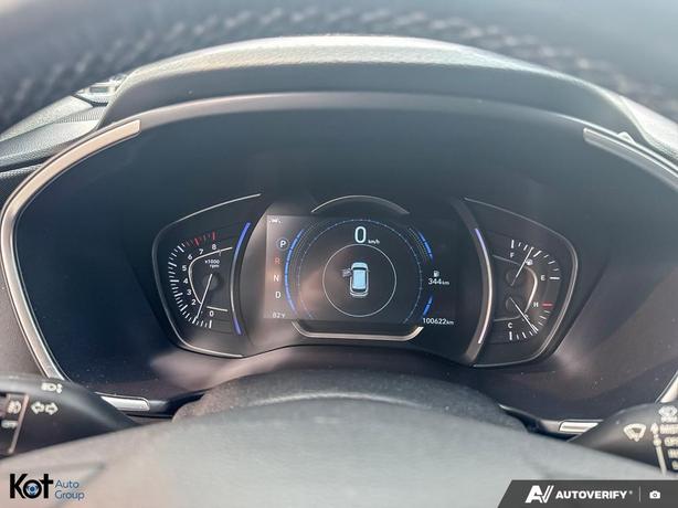2020 Hyundai Santa Fe Luxury image 7