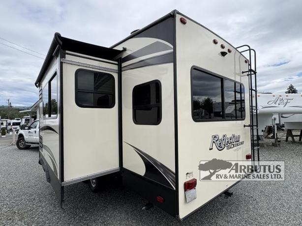 Used 2019 Grand Design Reflection 150 Series 230RL image 4