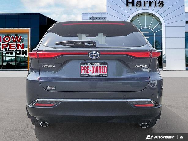 2024 Toyota Venza Limited AWD | One Owner | No Reported Accidents! image 5