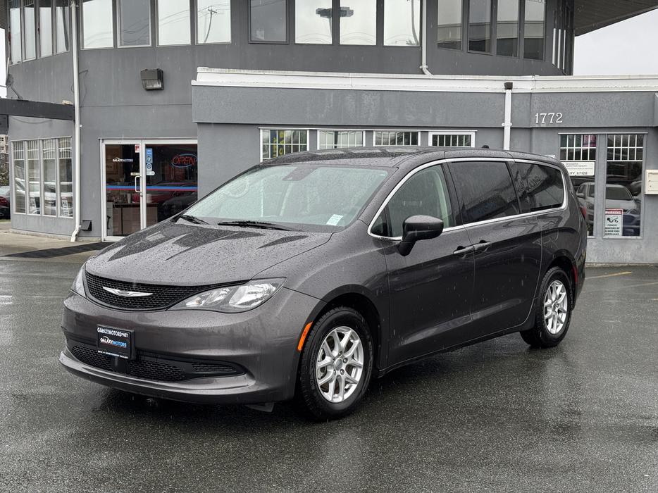 2023 Chrysler Grand Caravan SXT - 7 Seats, Dual A/C, Heated Seats&Door Mirrors display photo