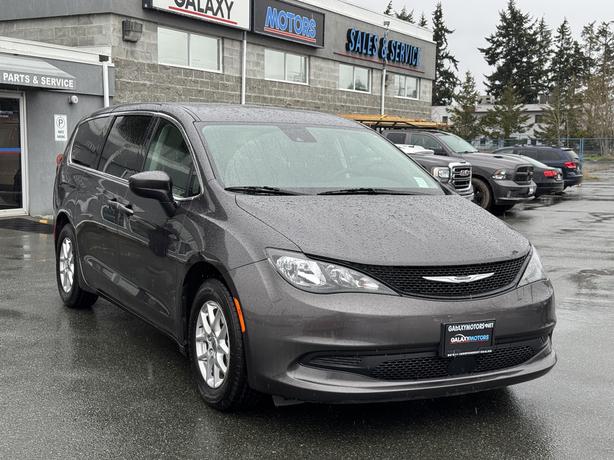 2023 Chrysler Grand Caravan SXT - 7 Seats, Dual A/C, Heated Seats&Door Mirrors image 4