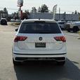 2023 Volkswagen Tiguan R-Line Black -Rain Sensing Wipers & Power Moonroof thumbnail image 7