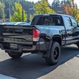 2016 Toyota Tacoma V6 thumbnail image 6