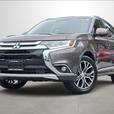 2017 Mitsubishi Outlander thumbnail image