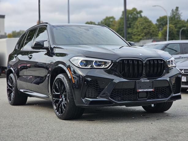 2022 BMW X5 M Competition Sports Activity Vehicle image 3