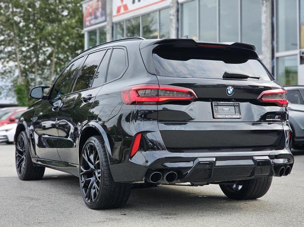 2022 BMW X5 M Competition Sports Activity Vehicle image 7