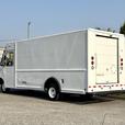 2012 Ford Econoline E450 Super Duty 16-Foot Cargo Step Van with Shelving thumbnail image 7