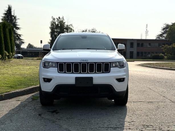 2020 Jeep Grand Cherokee Laredo 4x4 image 3