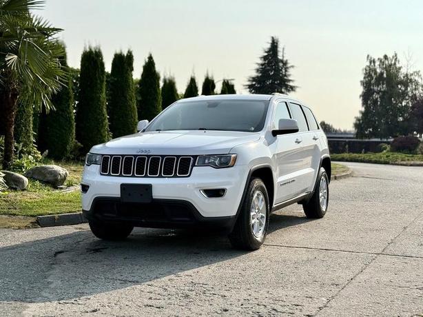 2020 Jeep Grand Cherokee Laredo 4x4 image 4