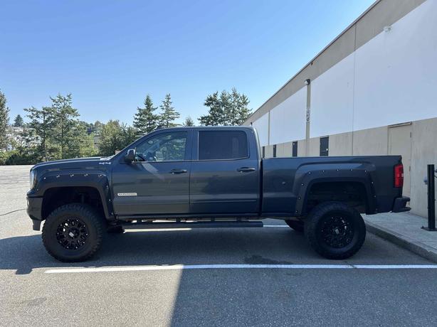 2017 GMC Sierra 1500 image 4