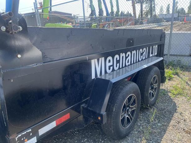 2022 Southland 10 Foot Dump Trailer image 3