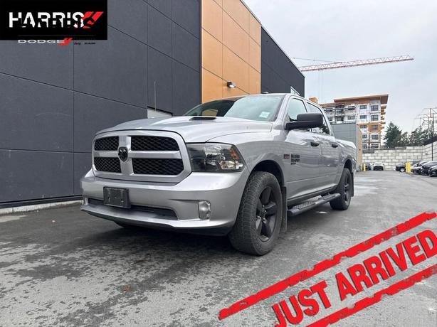 2019 RAM 1500 Classic Express 4x4 Crew Cab 5'7 Box | Back-Up Camera | Keyless En image 1