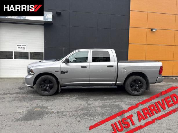 2019 RAM 1500 Classic Express 4x4 Crew Cab 5'7 Box | Back-Up Camera | Keyless En image 3