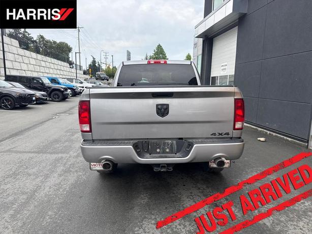 2019 RAM 1500 Classic Express 4x4 Crew Cab 5'7 Box | Back-Up Camera | Keyless En image 5