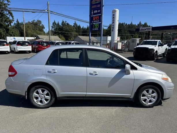 2007 Nissan Versa 1.8 S image 6