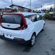 2021 Kia Soul LX thumbnail image 6