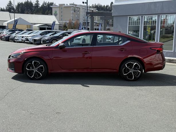 2023 Nissan Altima Premium - Wheels: 19" Sport Alloy & Dual Zone A/C image 8