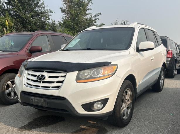 2011 Hyundai Santa Fe Gl Premium image 1