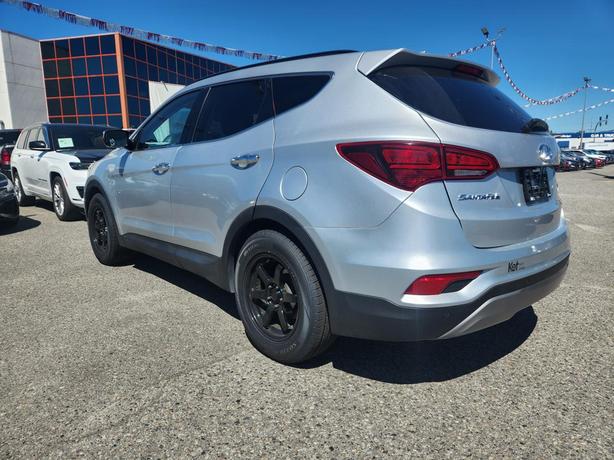 2017 Hyundai Santa Fe Sport SE | AWD | Roof Rails | Android Auto | Power Driver' image 4