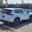 2024 Nissan Rogue SV - Heated Seats, Heated Wheel, Moonroof thumbnail image 6