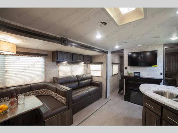 Used 2017 Highland Ridge RV Open Range Ultra Lite UT3110BH image 5