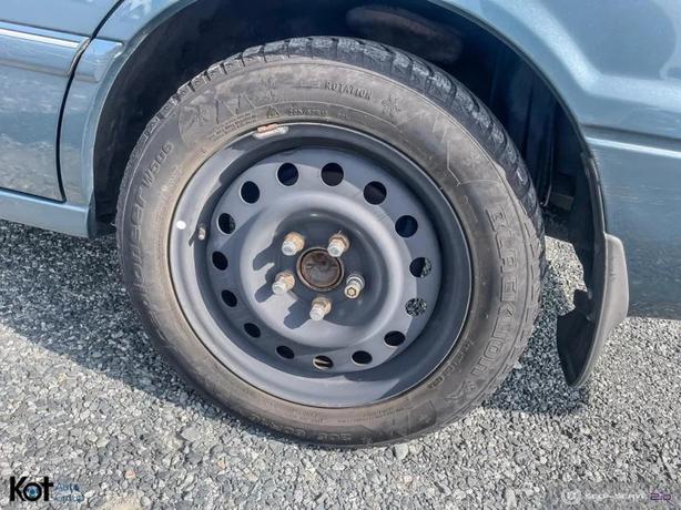 2001 TOYOTA CAMRY image 6