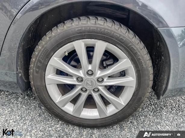 2010 LEXUS ES 350 image 6