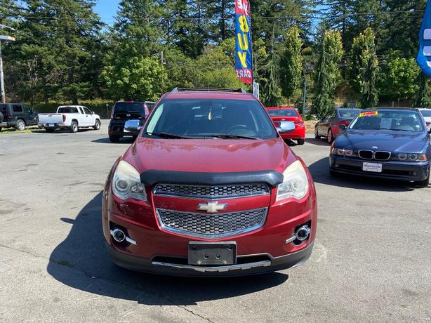 2011 Chevrolet  Equinox LTZ image 2