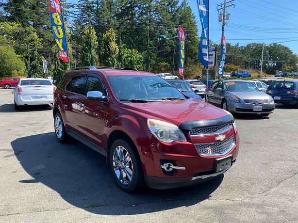 2011 Chevrolet  Equinox LTZ image 3