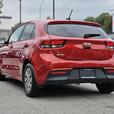 2018 Kia Rio 5-door thumbnail image 3