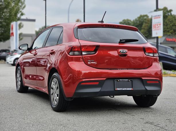 2018 Kia Rio 5-door image 3