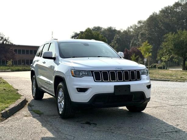2020 Jeep Grand Cherokee Laredo 4x4 image 2