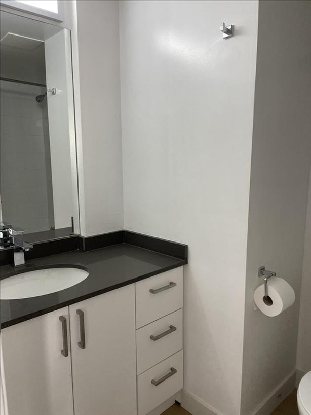 1 bedroom West End for $2400- English Bay image 5