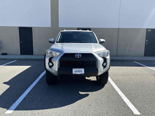 2015 Toyota 4Runner image 2