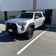 2015 Toyota 4Runner thumbnail image 3