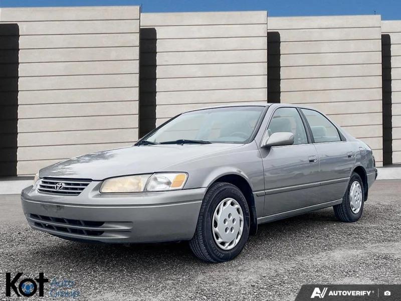 1998 TOYOTA CAMRY display photo