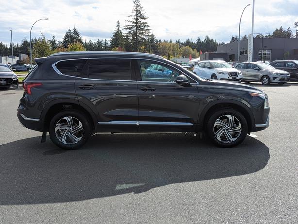 2021 Hyundai Santa Fe Preferred - No Accidents, AWD, Heated Seats image 5