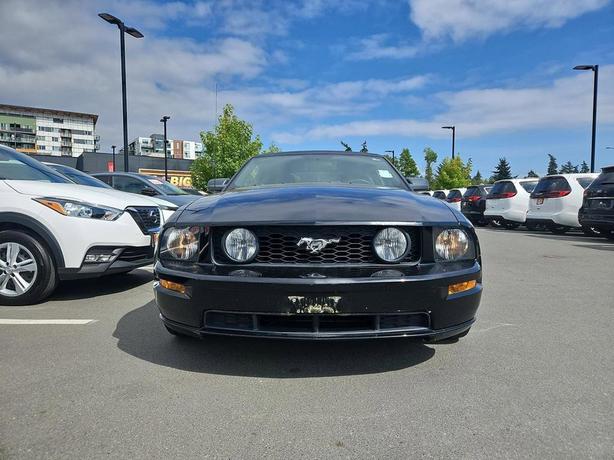 2006 Ford Mustang GT image 2