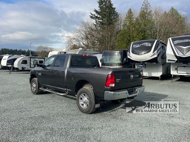 Used 2017 Dodge RAM 2500 image 4
